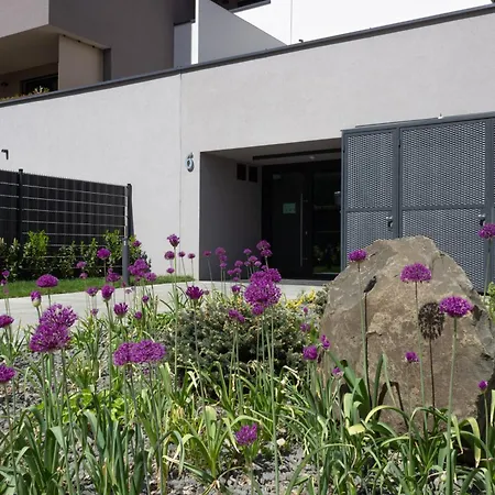 Daire As Bella S Loggiou A Bezplatnym Vnutornym Parkovanim