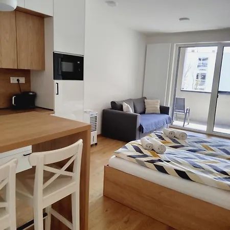 As Bella S Loggiou A Bezplatným Vnútorným Parkovaním *