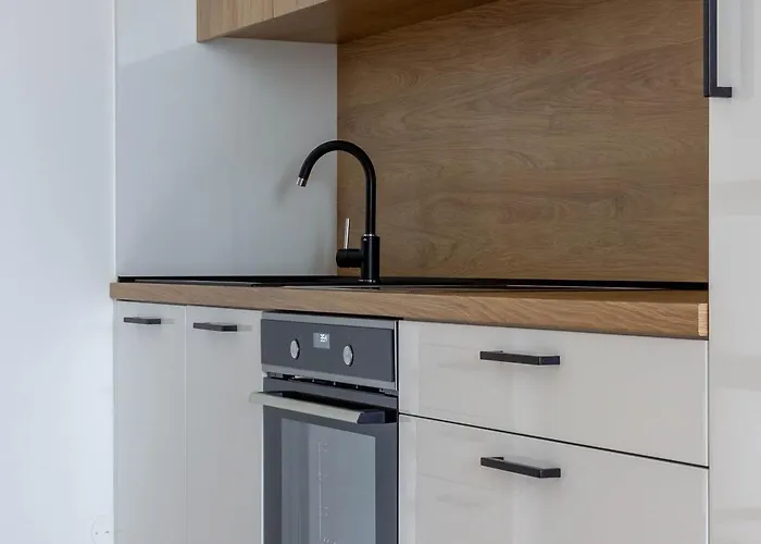 As Bella S Loggiou A Bezplatným Vnútorným Parkovaním * Košice