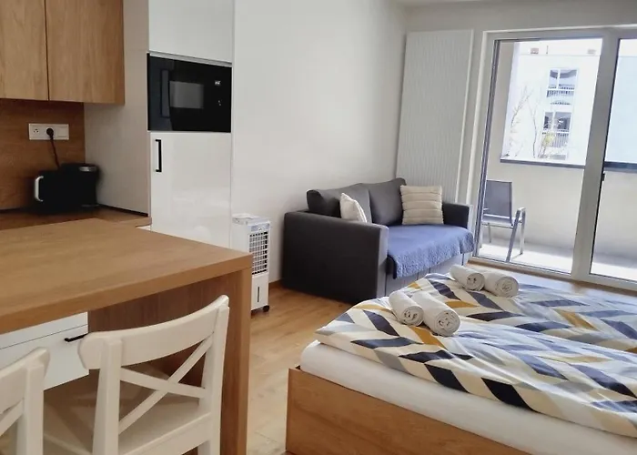 As Bella S Loggiou A Bezplatným Vnútorným Parkovaním *